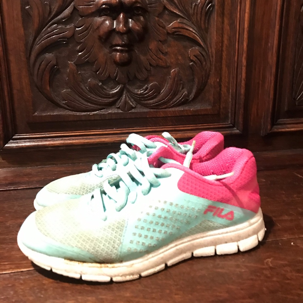 Kids Girls Blue And Punk Running Shoes Fila